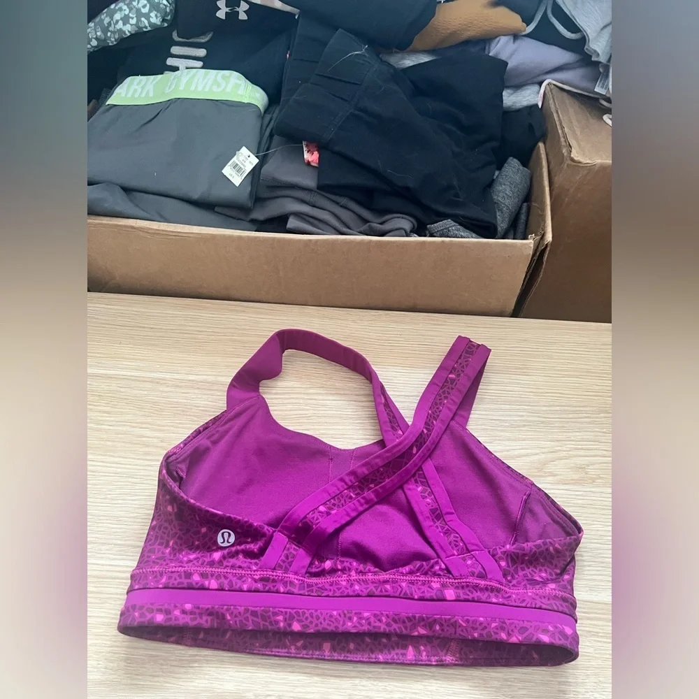 Lululemon - Rack Pack Sports Bra - Paradise Geo Regal Plum Multi